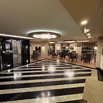我的利华大酒店 酒店