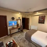 酒店 我的利华大酒店